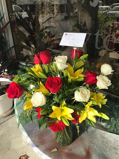 roses,lilies and gerberas