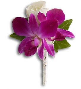 Fresh in Fuchsia Boutonniere